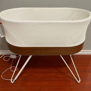Happiest Baby SNOO Bassinet